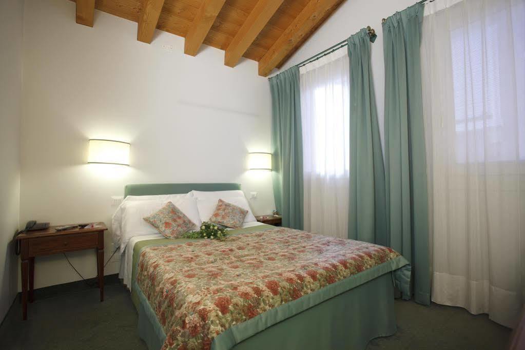 Albergo Al Moretto Castelfranco Veneto Ngoại thất bức ảnh